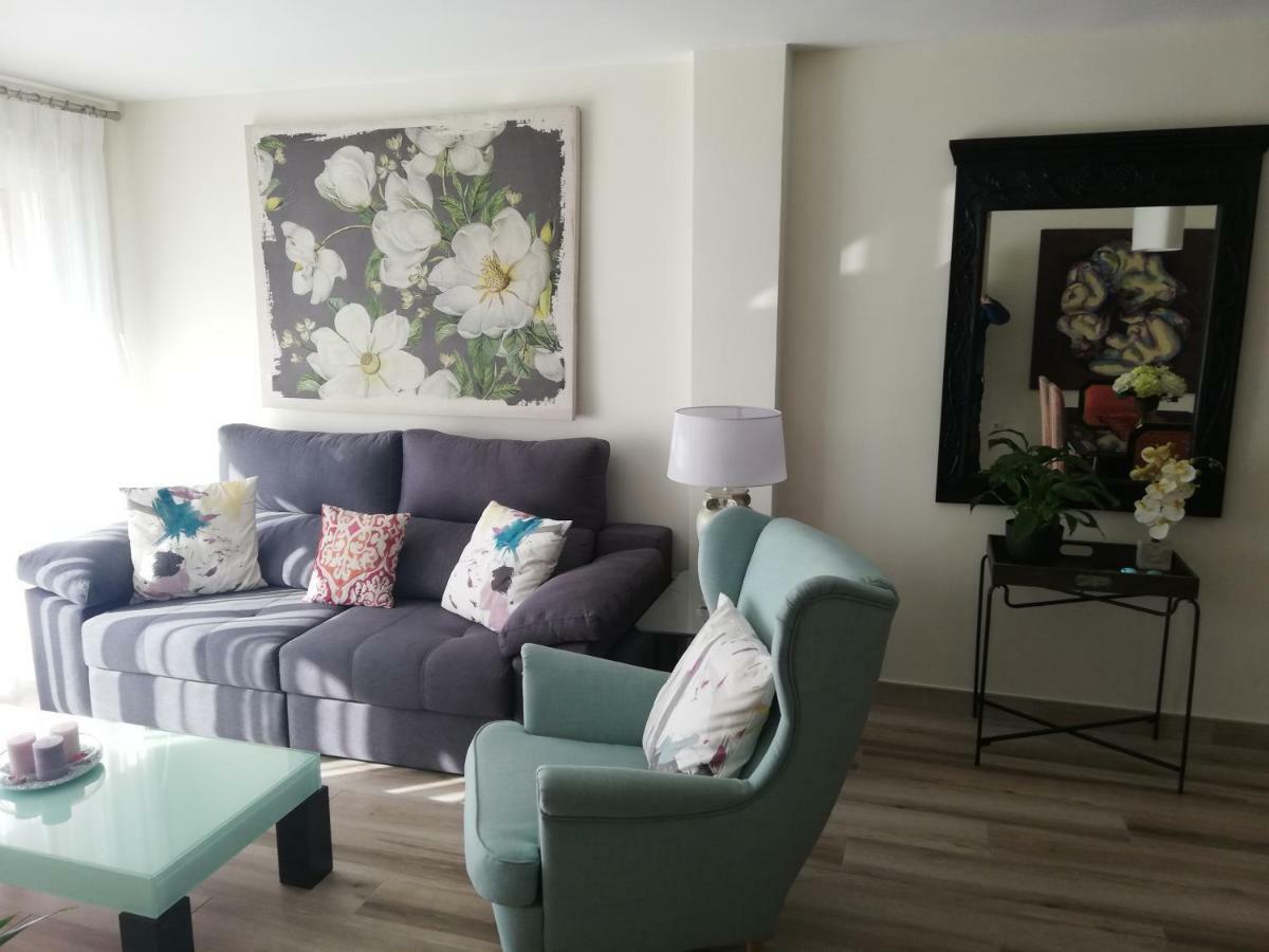 Apartamento Aurora Malaga Ngoại thất bức ảnh