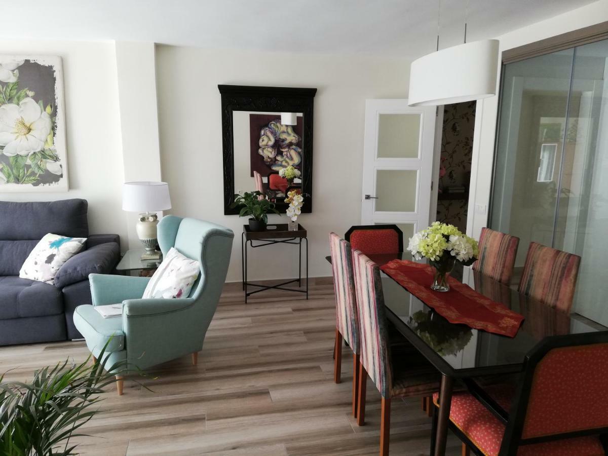 Apartamento Aurora Malaga Ngoại thất bức ảnh