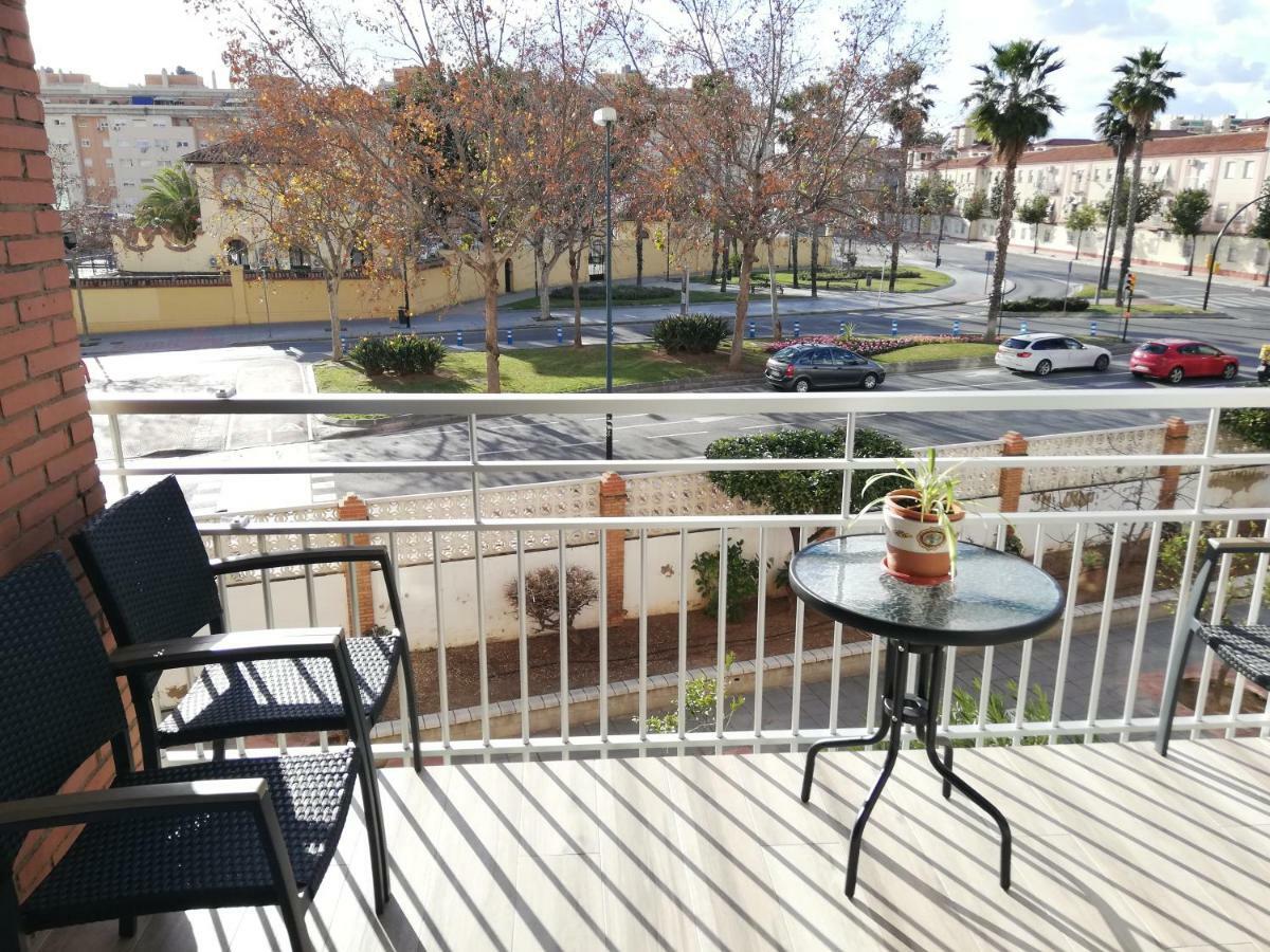 Apartamento Aurora Malaga Ngoại thất bức ảnh
